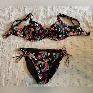 Victoria’s Secret bikini